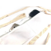 Witte kledingstof ihram riem met zwarte plastic gesp voor praktische opbergmogelijkheden